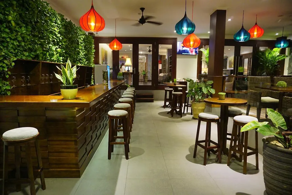 Ξενοδοχείο με διαμερίσματα Dan Oasis Hotel And Apartment Ντα Νανγκ