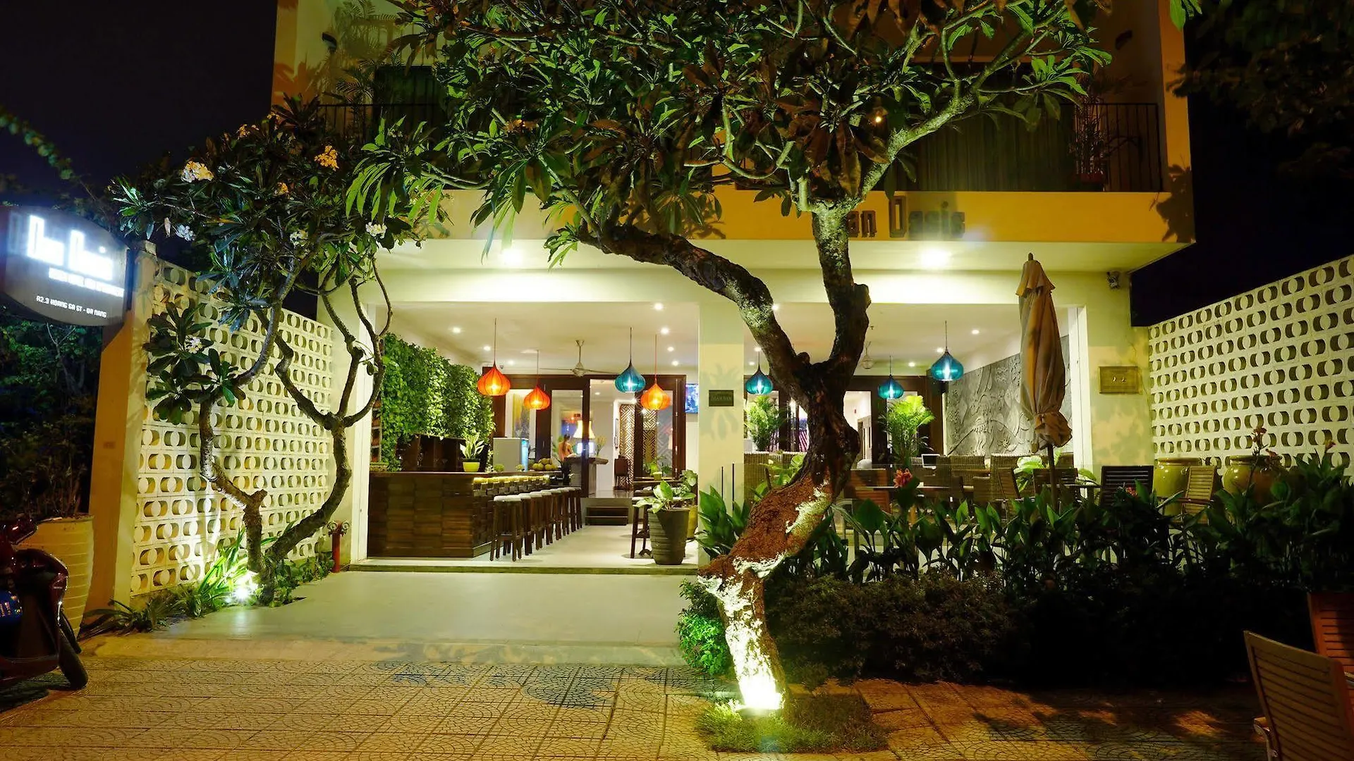 Dan Oasis Hotel And Apartment Ντα Νανγκ 2*,  Βιετνάμ